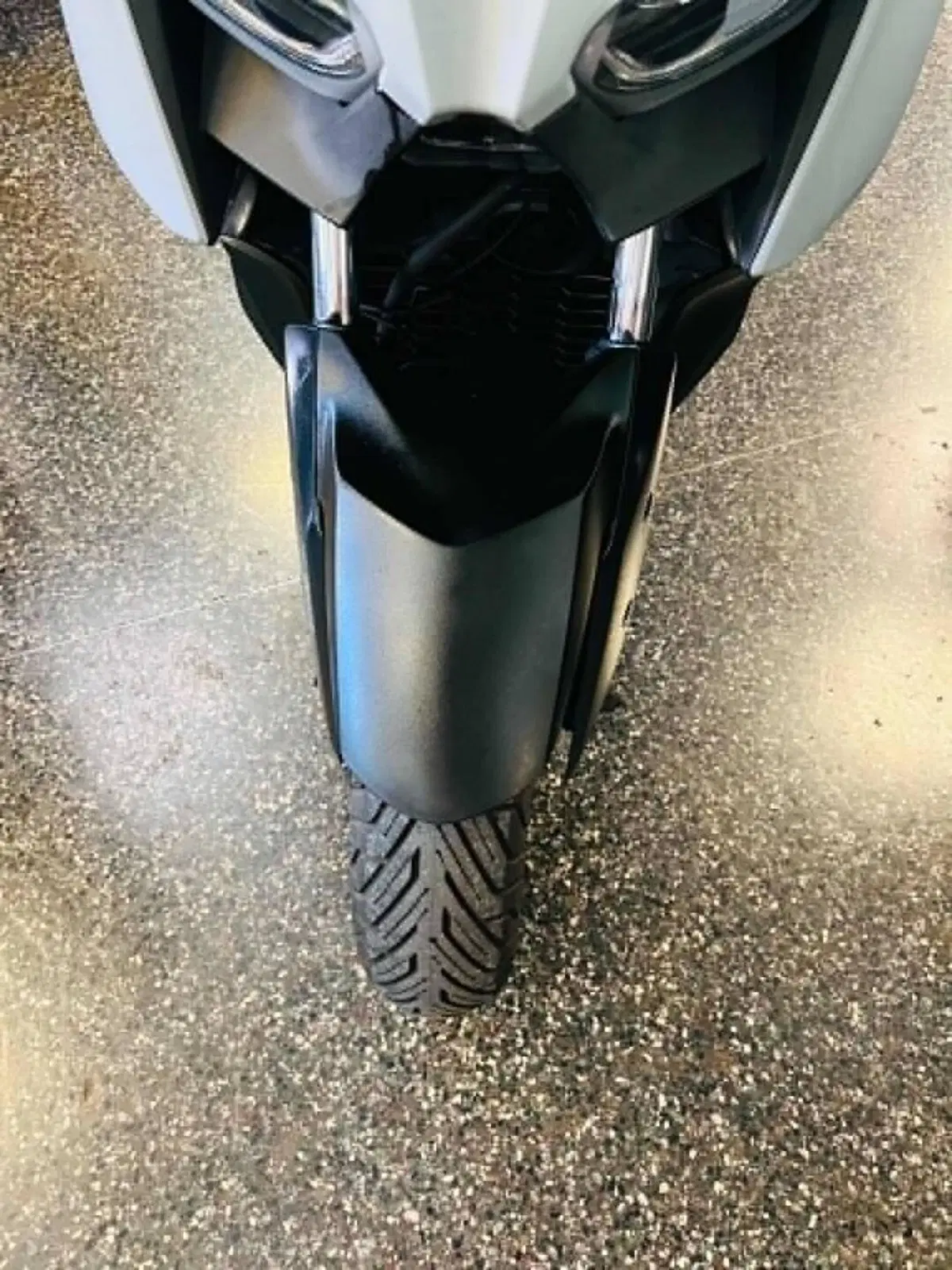 Yamaha X-Max 300 (2021 - 24) (2)