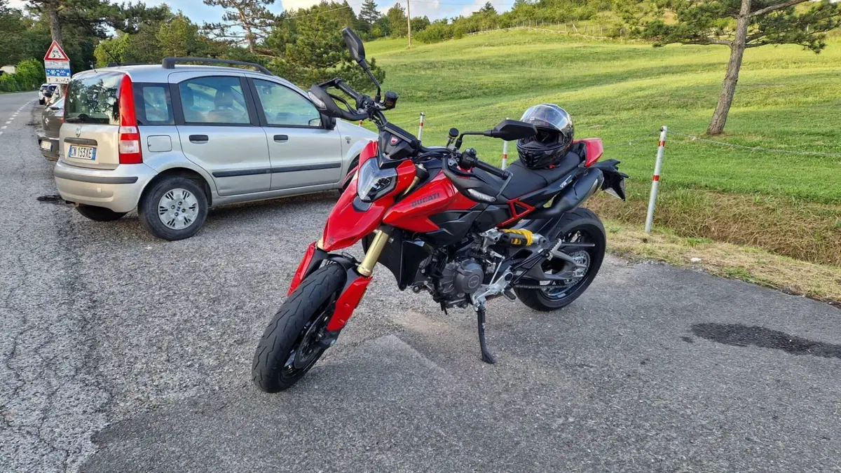 Ducati Hypermotard V2 (2026) (4)