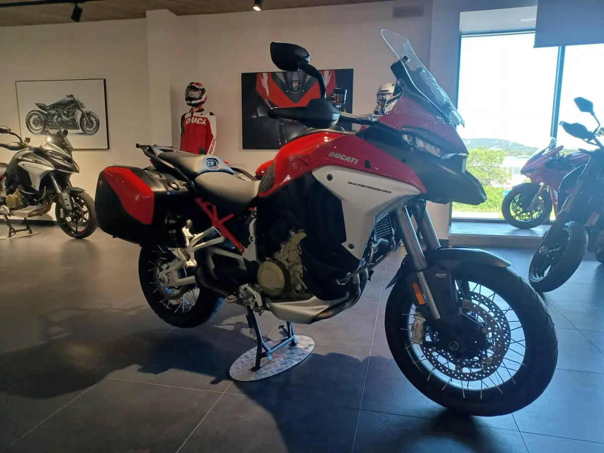 Ducati Multistrada V4 S (2021 - 24) (2)