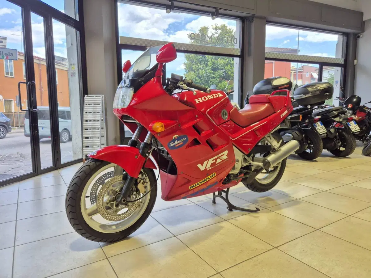 Honda VFR 750 F (1986 - 87) (6)