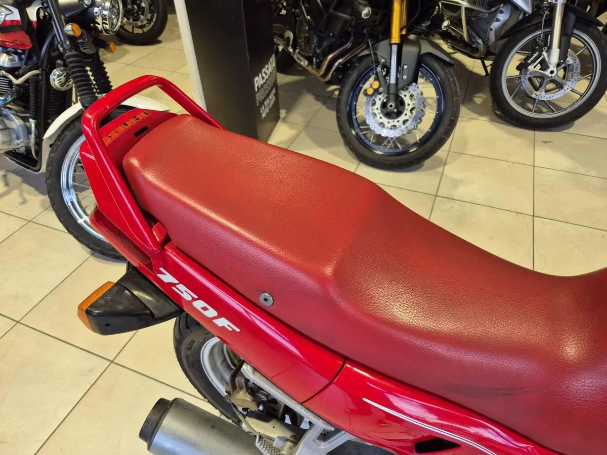 Honda VFR 750 F (1986 - 87) (14)