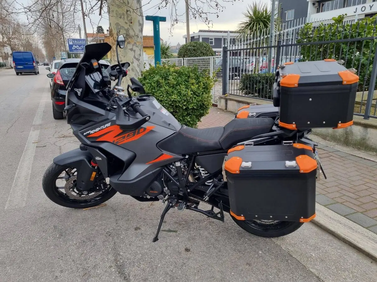KTM 1290 Super Adventure S (2021) (3)