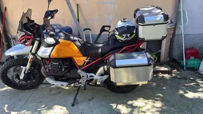 Moto Guzzi V85 TT (2021 - 23) usata