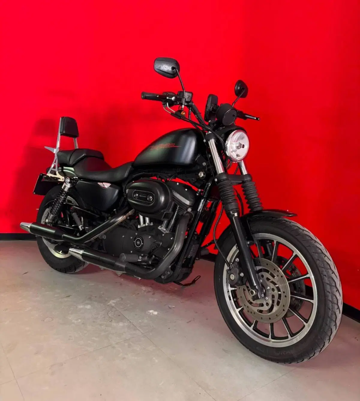 Harley-Davidson 883 R (2008 - 16) - XL 883R (2)