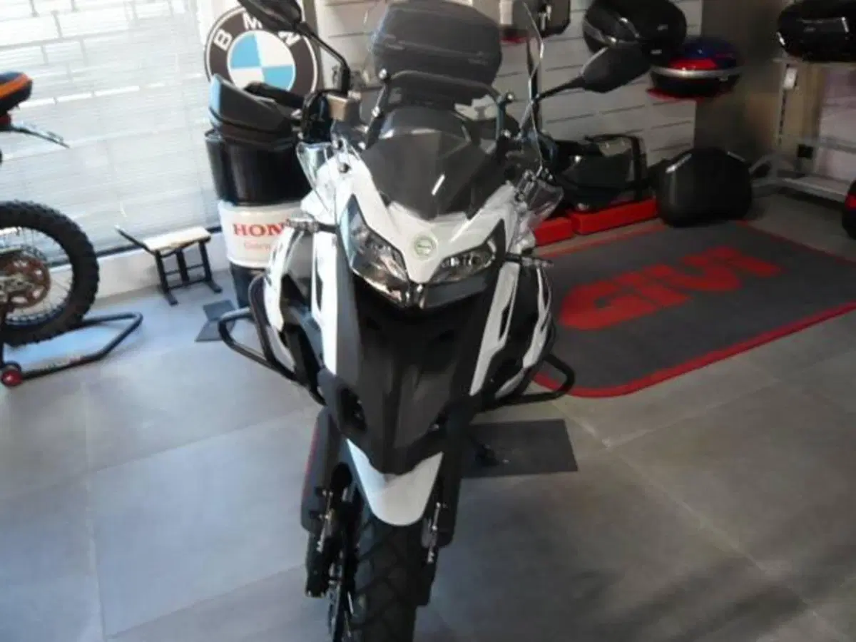 Benelli TRK 502X (2021 - 26) (3)