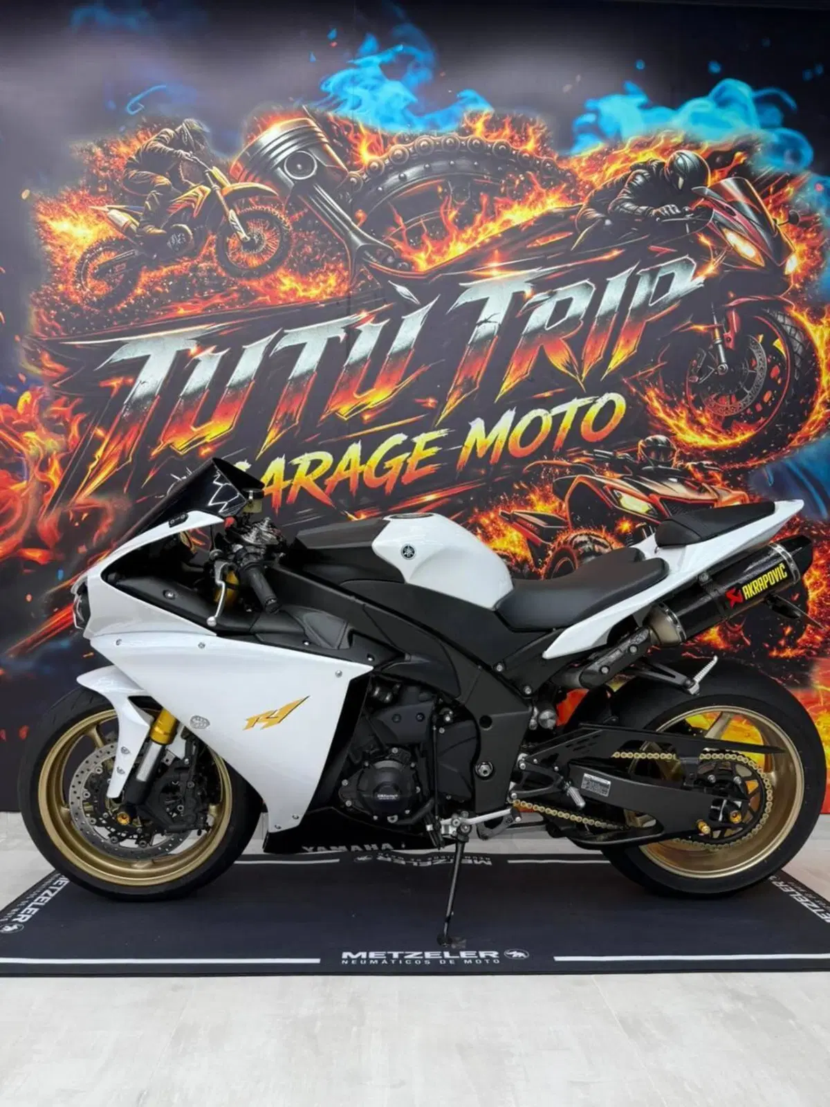 Yamaha YZF R1 (2015 - 16) (4)