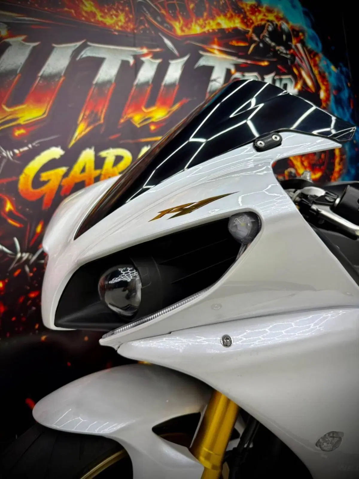 Yamaha YZF R1 (2015 - 16) (6)