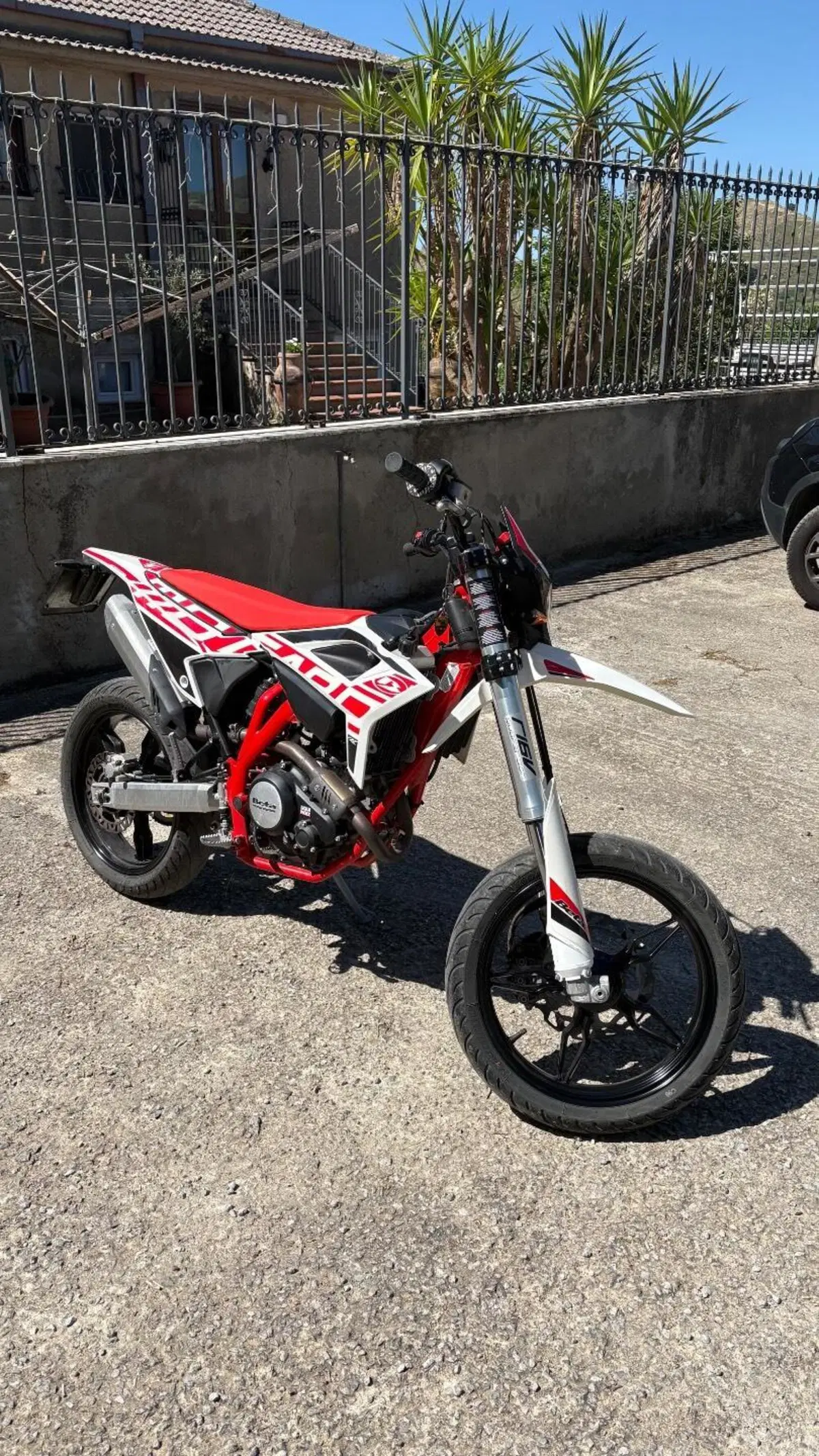 Betamotor RR 125 4T Motard LC (2021 - 23) (3)