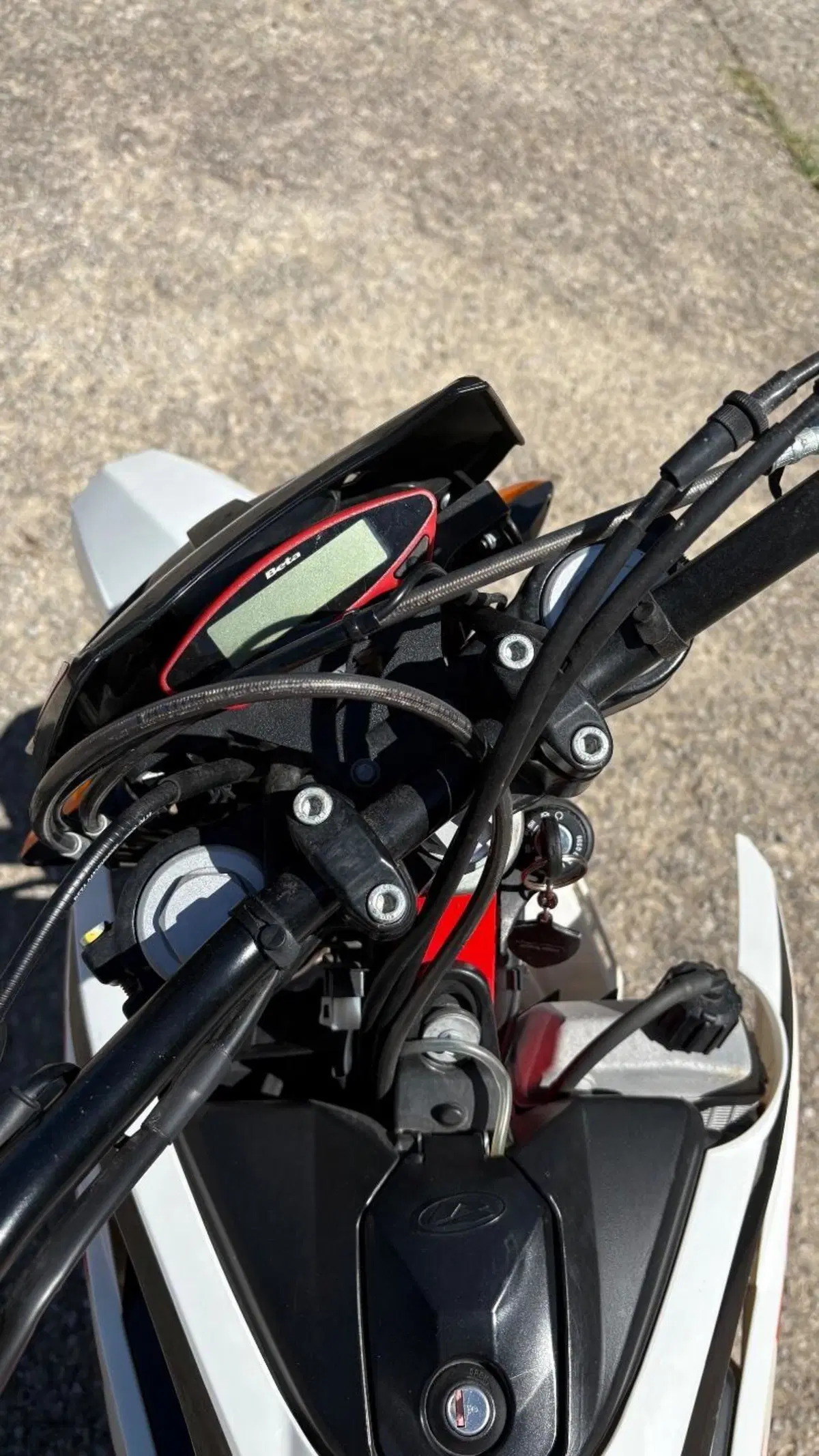 Betamotor RR 125 4T Motard LC (2021 - 23) (9)