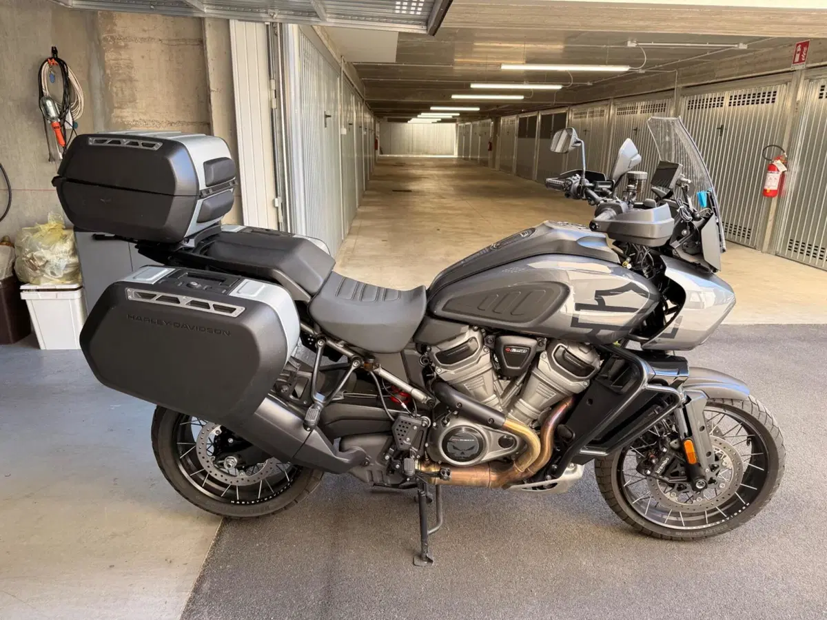 Harley-Davidson Pan America 1250 Special (2020 - 25) (2)