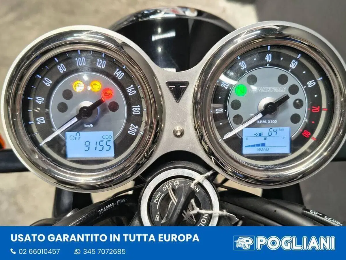 Triumph Bonneville T100 (2021 - 25) (6)