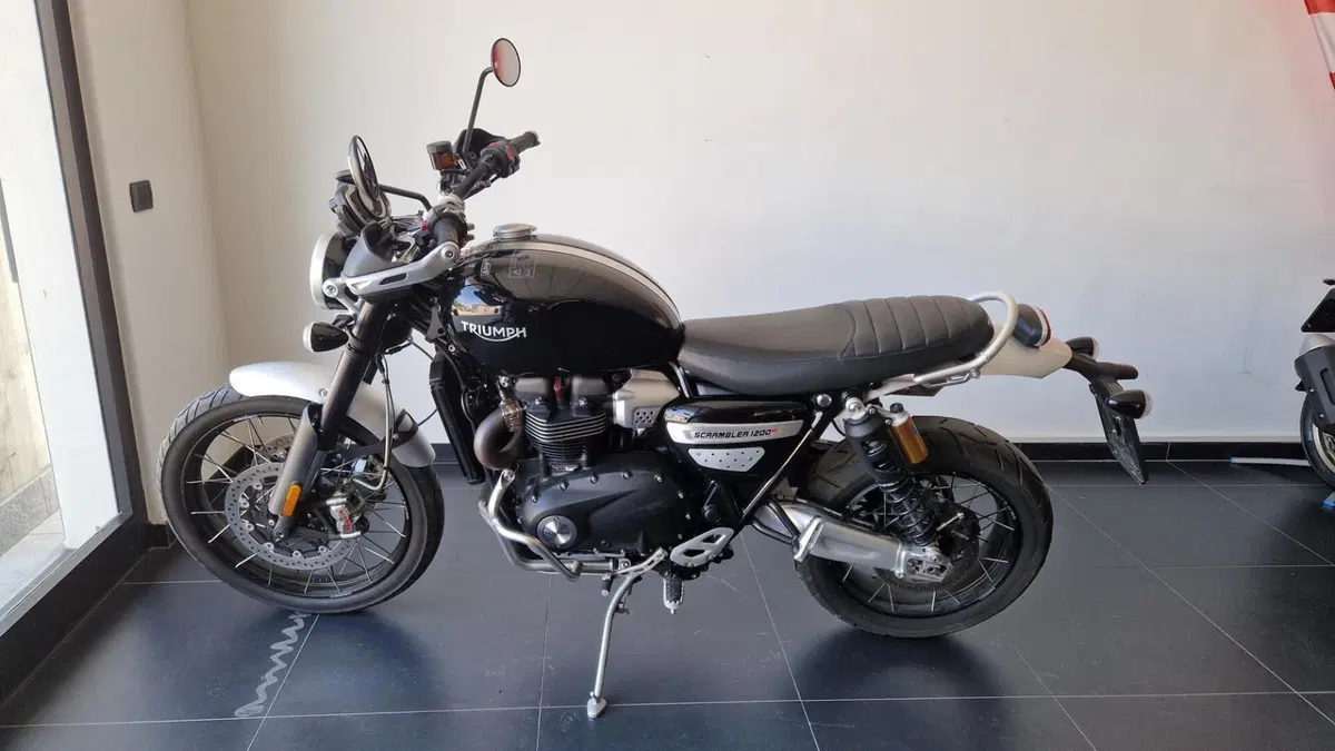 Triumph Scrambler 1200 XC (2021 - 23) (2)