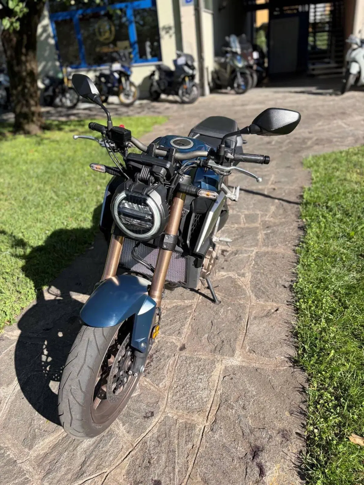 Honda CB 650 R (2021 - 23) (3)