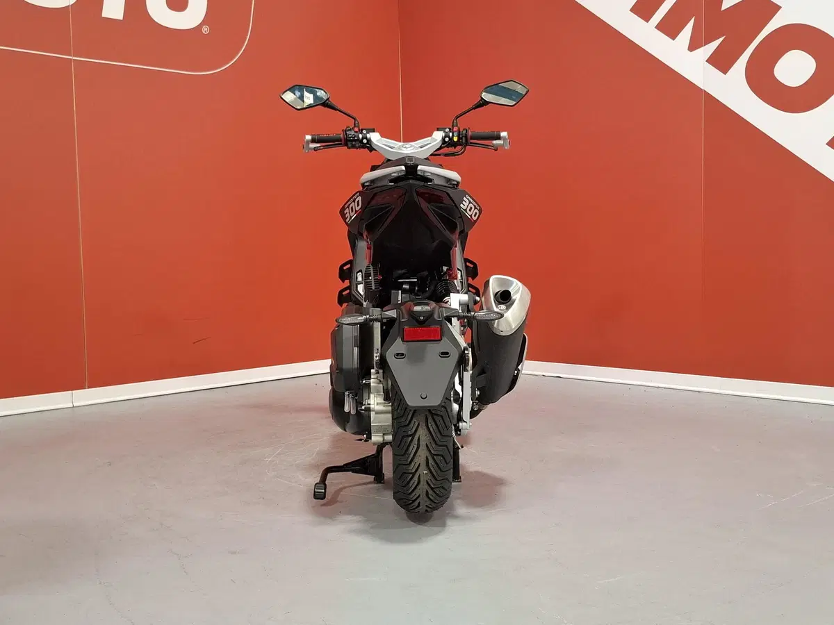 Italjet Moto Dragster 300 (2024) (5)