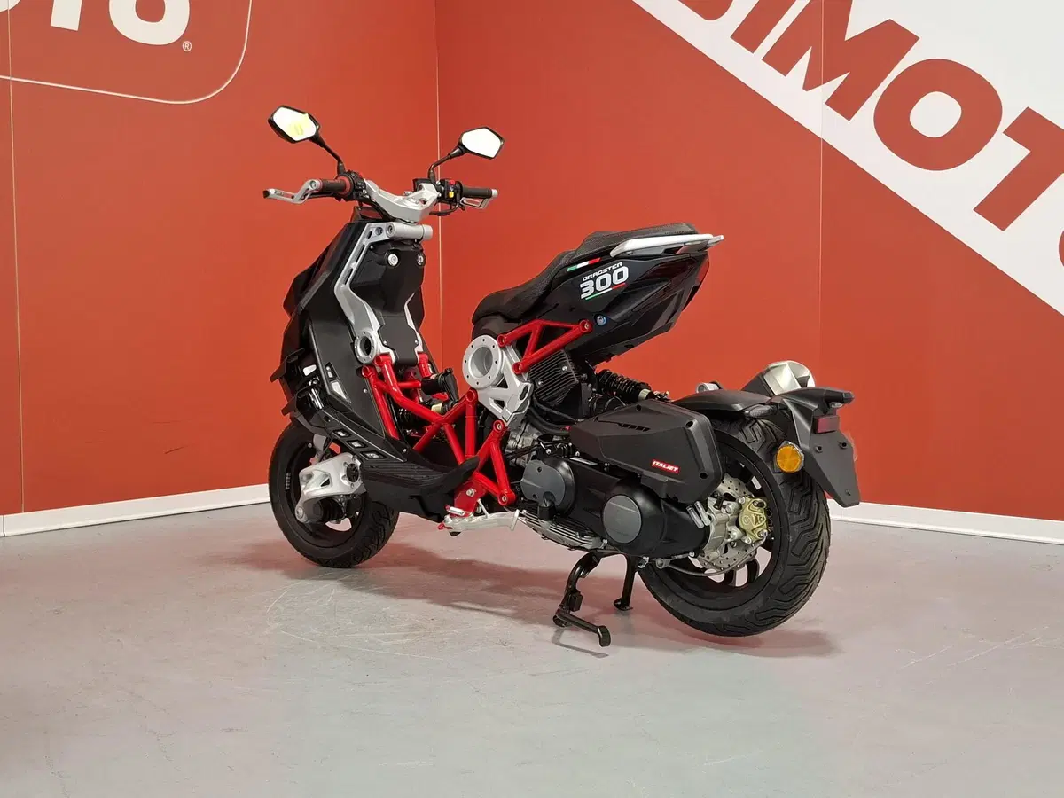 Italjet Moto Dragster 300 (2024) (6)
