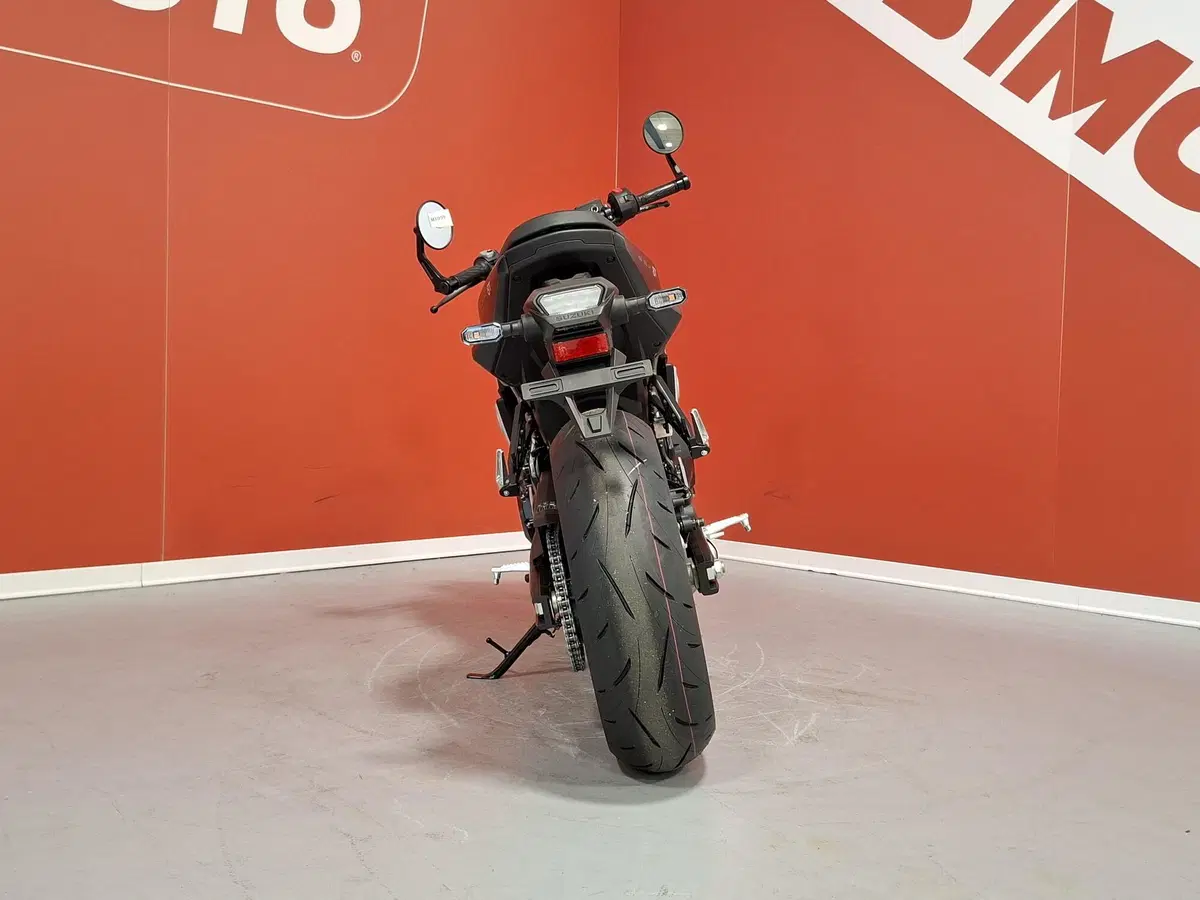 Suzuki GSX-8S (2025 - 26) (7)