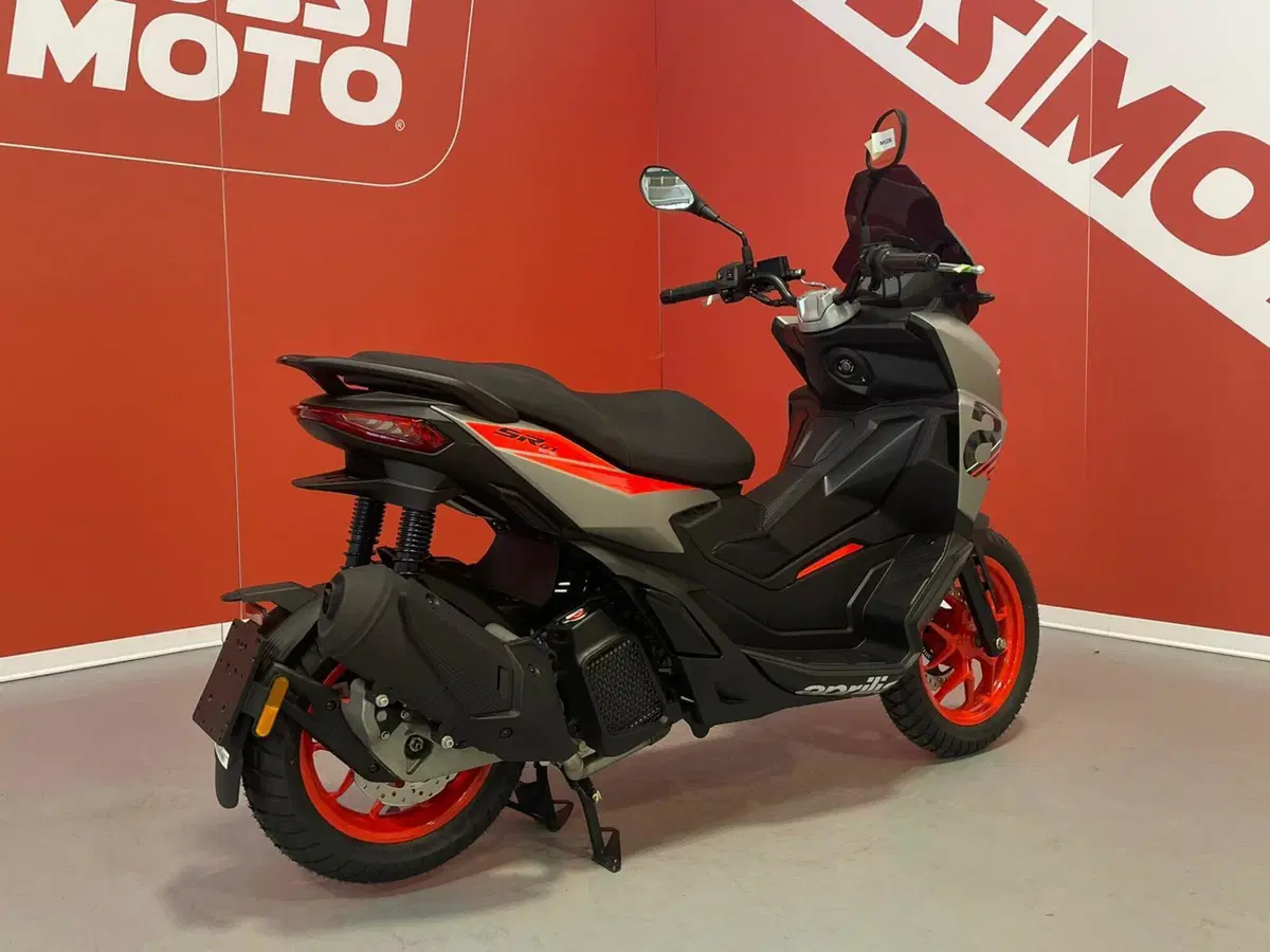 Aprilia SR GT 125 Sport (2025 - 26) (6)