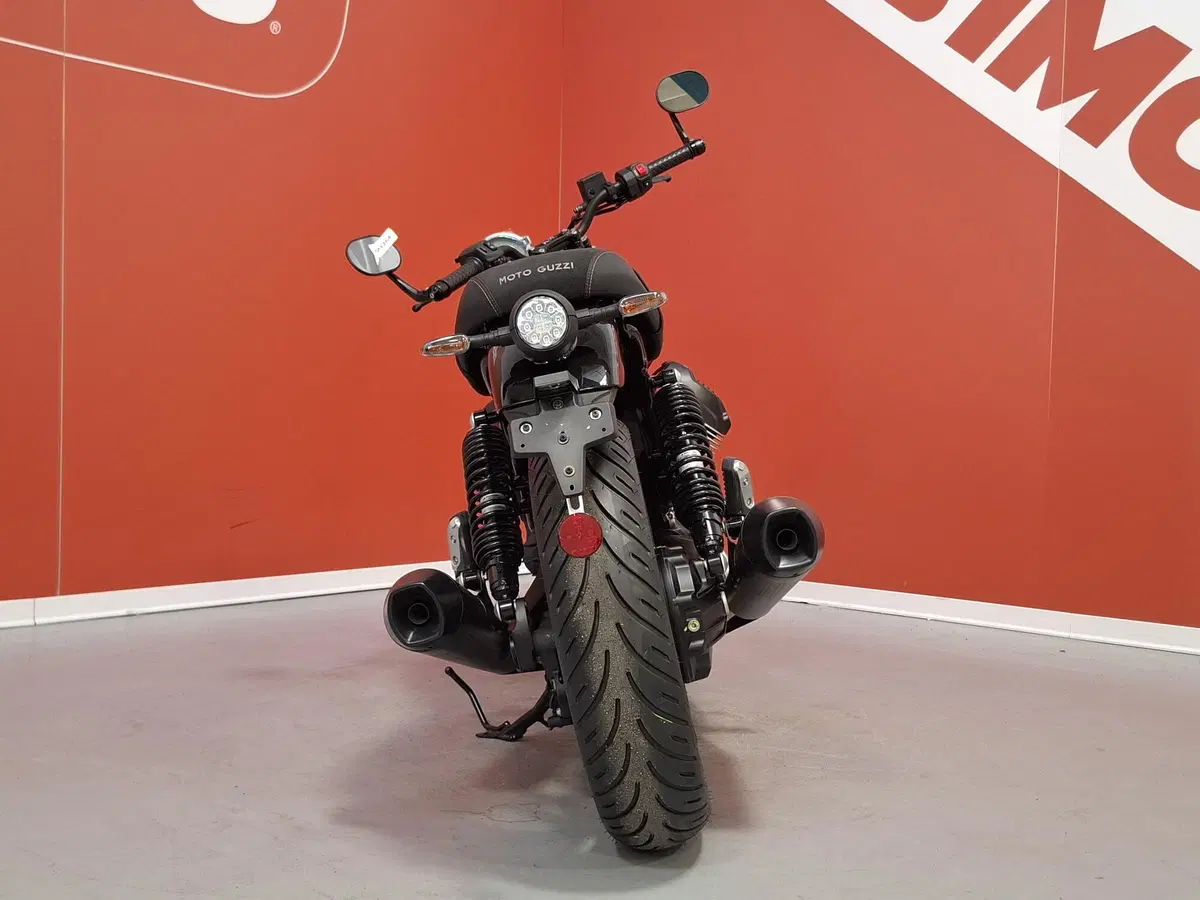 Moto Guzzi V7 Sport (2025 - 26) (10)