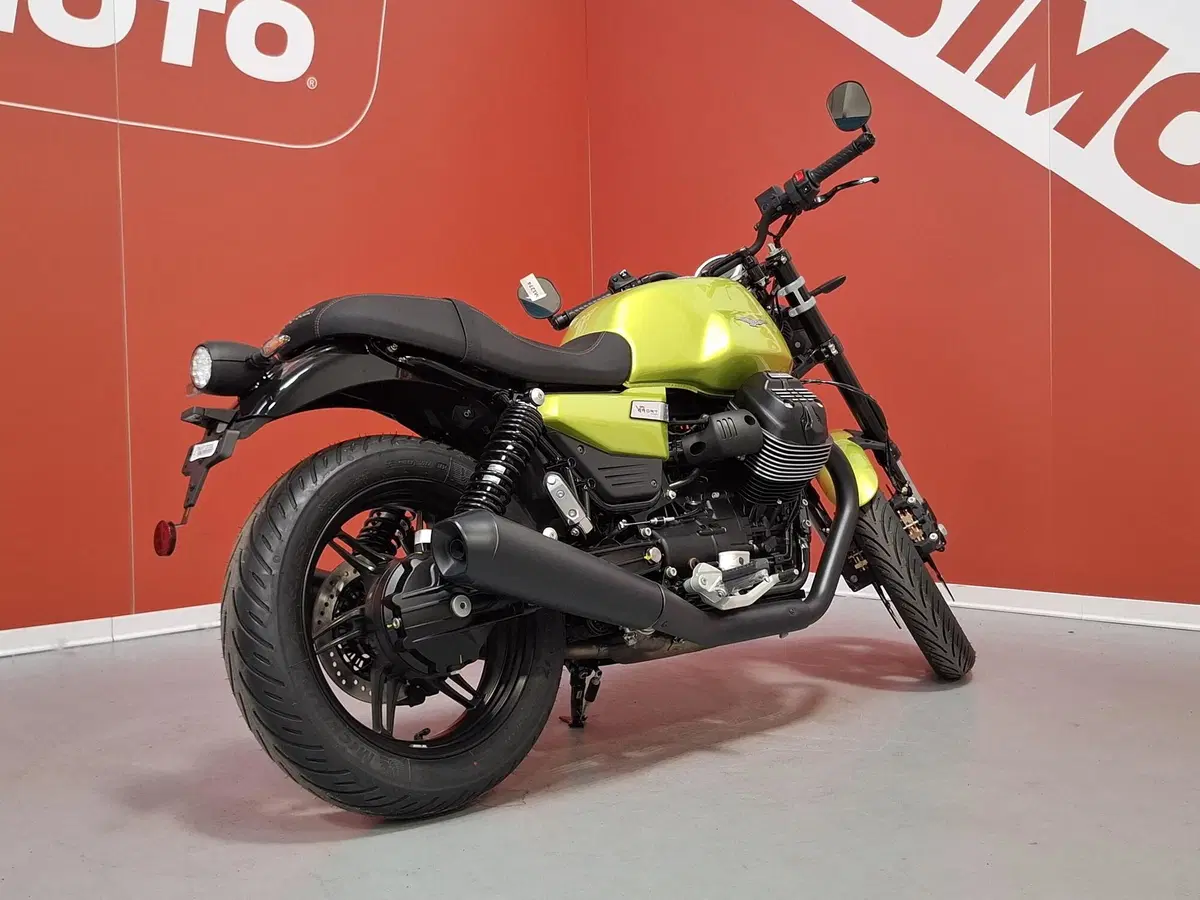 Moto Guzzi V7 Sport (2025 - 26) (6)