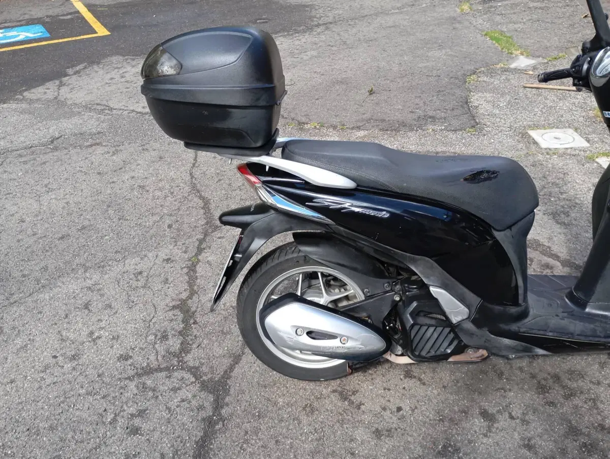 Honda SH 125 Mode (2013 -16) (2)