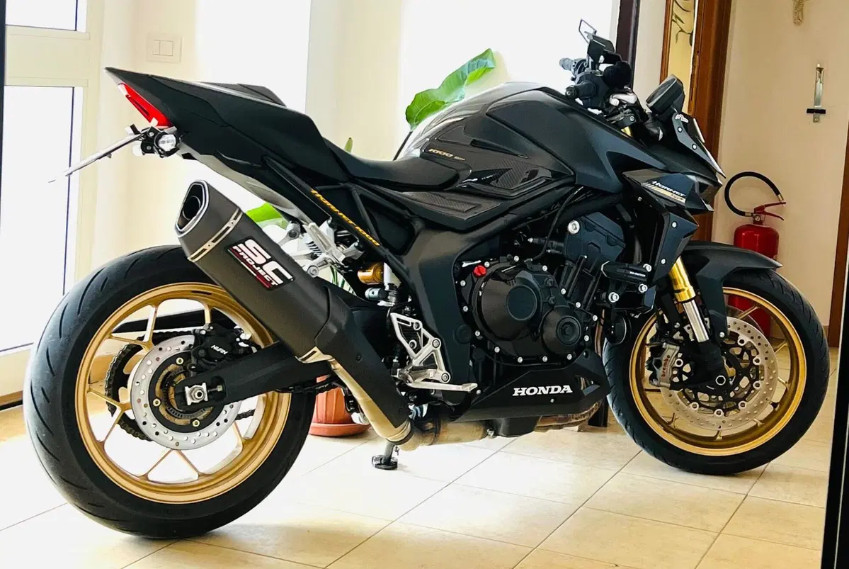 Honda CB 1000 Hornet SP (2025 - 26) (11)