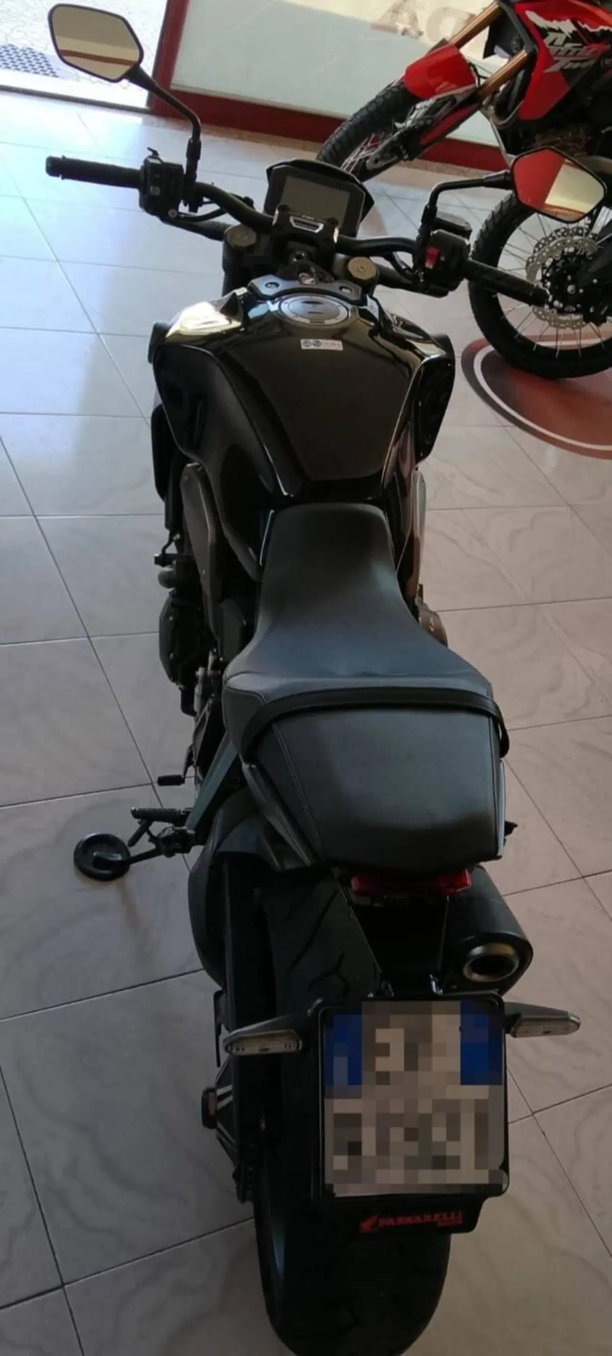 Honda CB 1000 R Black Edition (2021 - 25) (4)