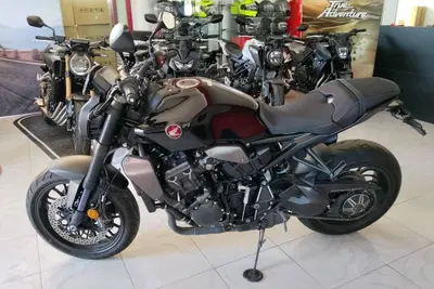 Honda CB 1000 R Black Edition (2021 - 25) usata