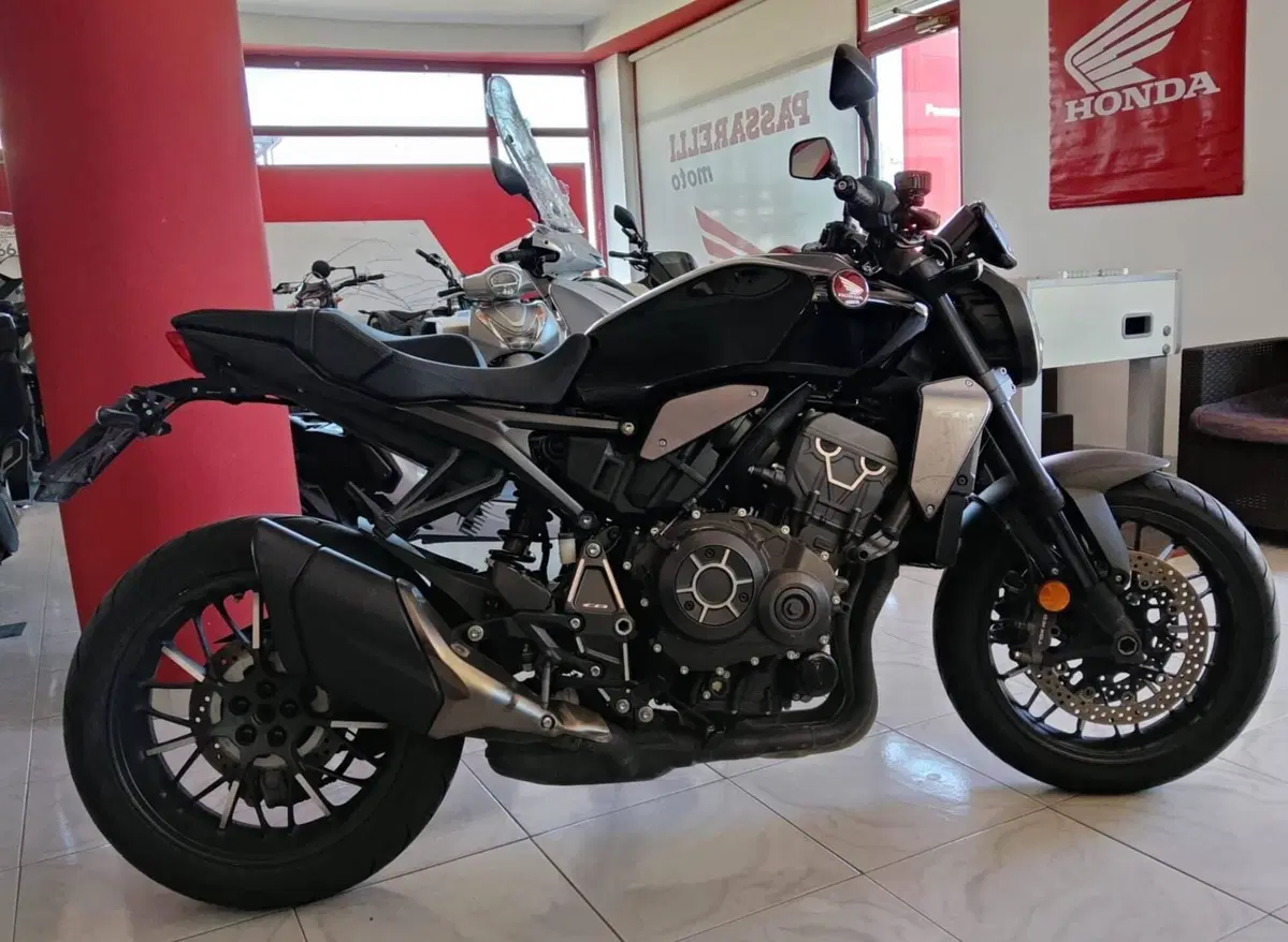 Honda CB 1000 R Black Edition (2021 - 25) (3)