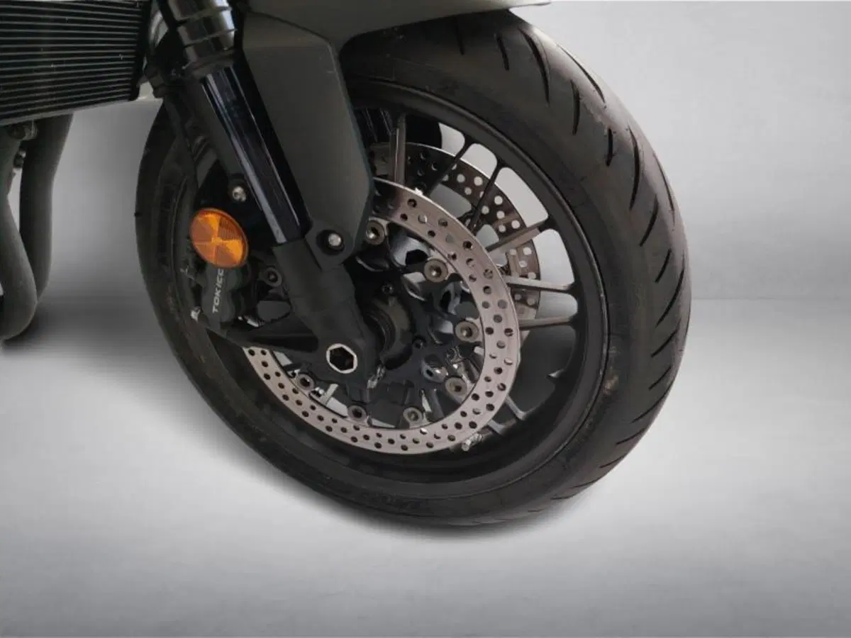 Honda CB 1000 R Black Edition (2021 - 25) (13)
