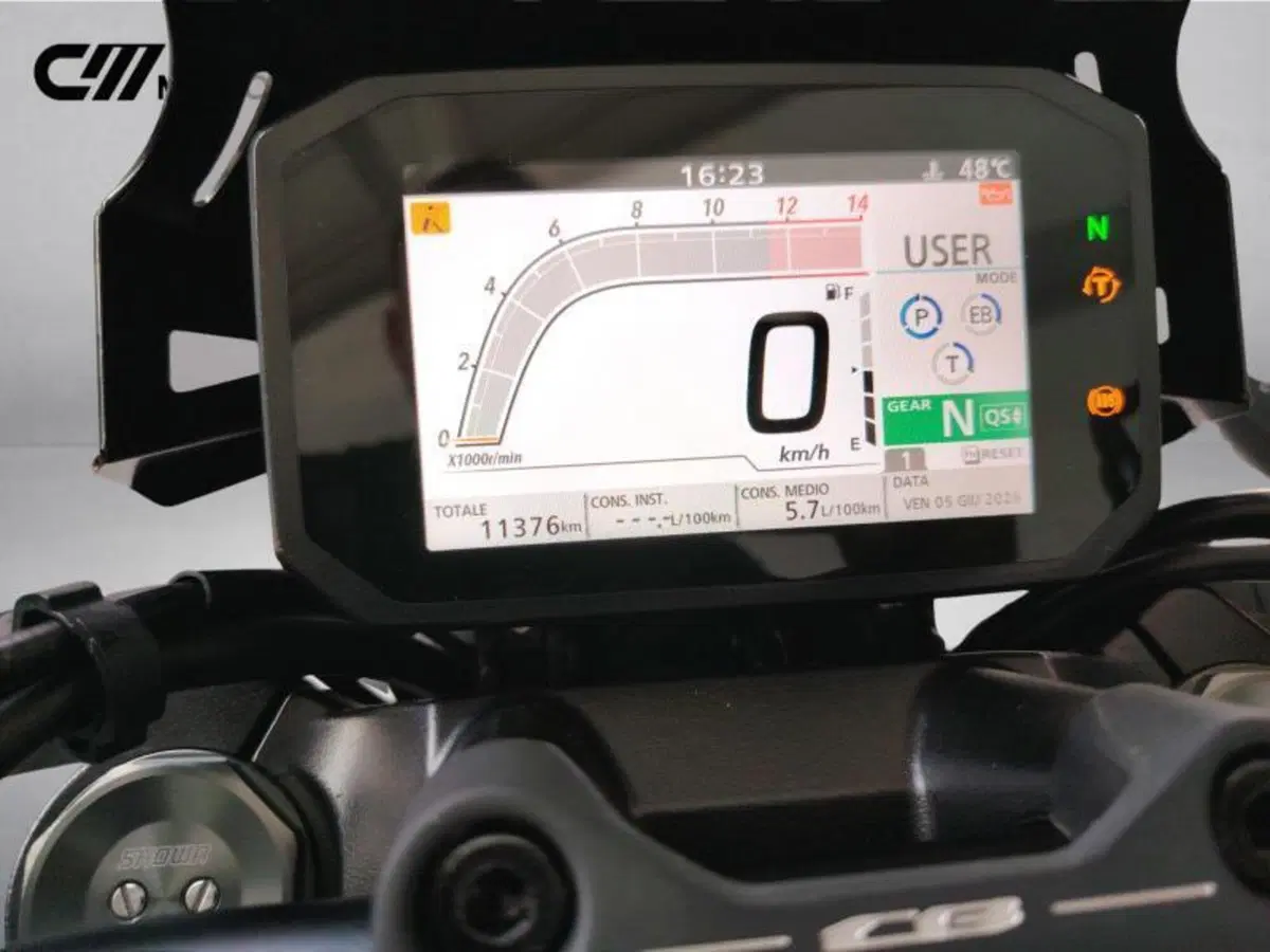 Honda CB 1000 R Black Edition (2021 - 25) (12)