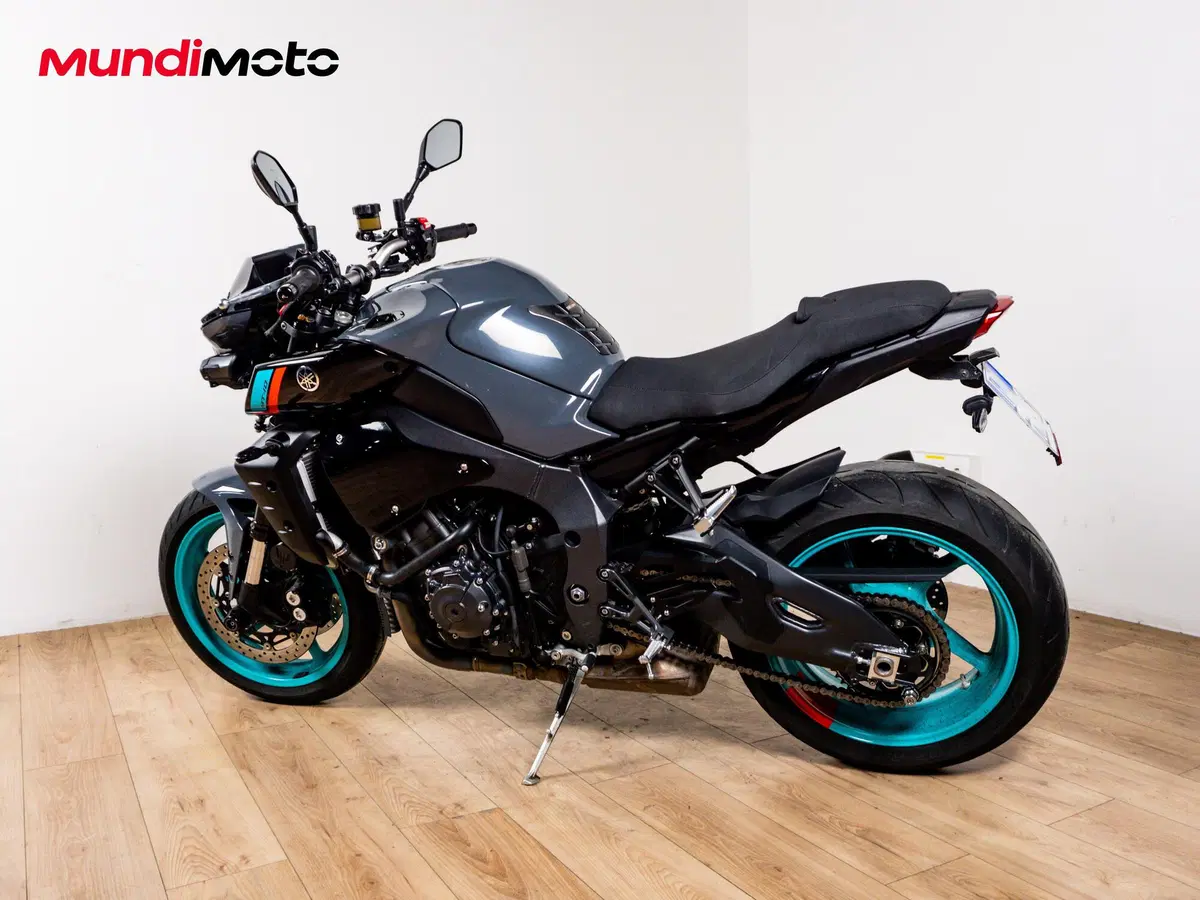 Yamaha MT-10 ABS (2016 - 17) (7)