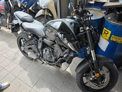 Yamaha MT-07 Pure (2023 - 25) usata
