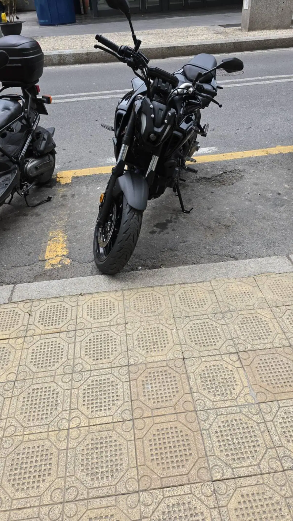 Yamaha MT-07 Pure (2023 - 25) (2)