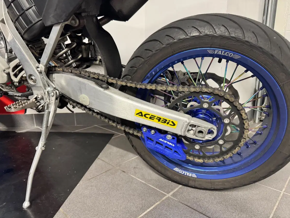 Yamaha YZ 125 (2021) (6)