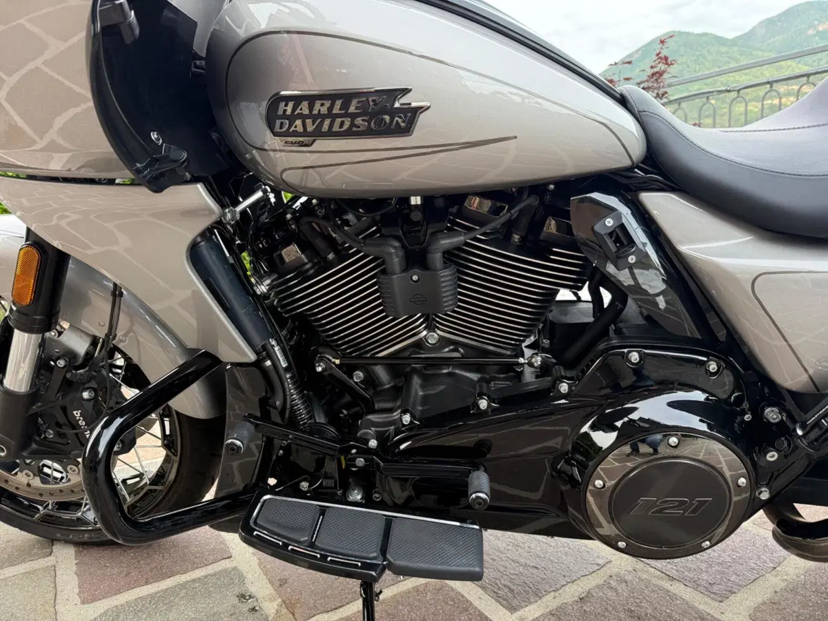 Harley-Davidson CVO Road Glide (2023) (5)