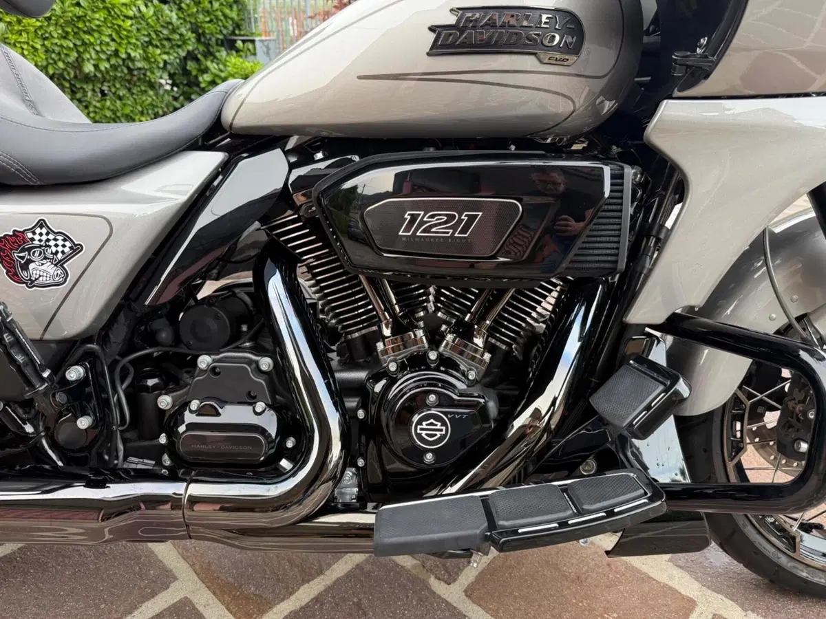 Harley-Davidson CVO Road Glide (2023) (4)