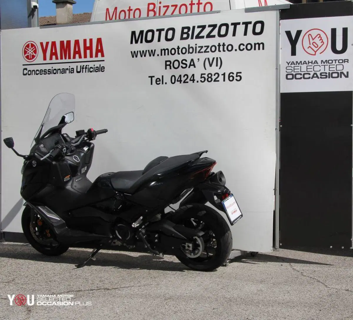 Yamaha T-Max 560 (2022 - 24) (4)