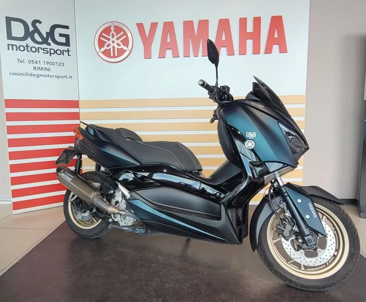 Yamaha X-Max 300 Tech Max (2021 - 24) (4)