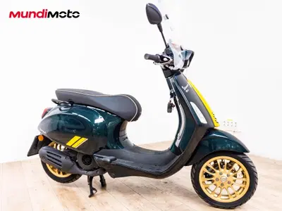 Vespa Sprint 125 3V Racing Sixties (2021 - 22) usata