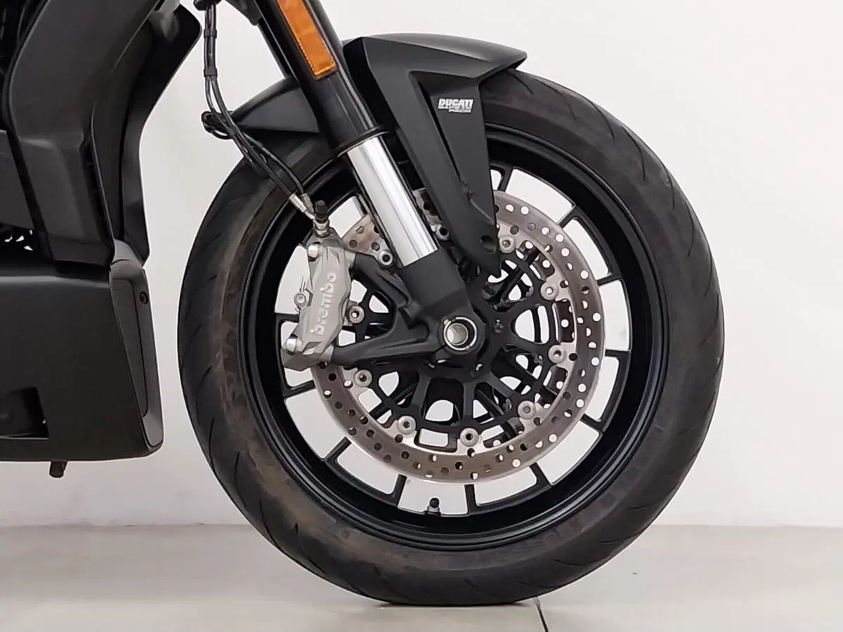 Ducati XDiavel 1262 Nera (2022 - 23) (13)