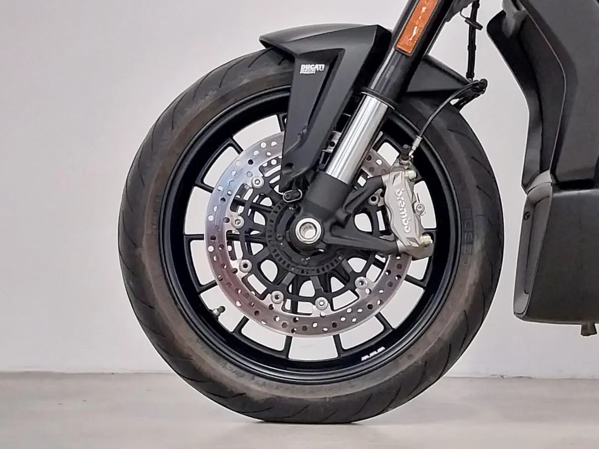 Ducati XDiavel 1262 Nera (2022 - 23) (14)