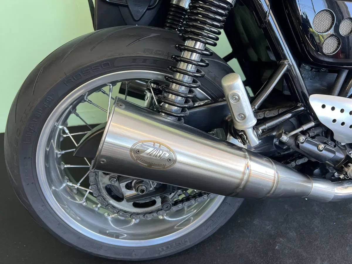 Triumph Thruxton 1200 (2017 - 20) (12)