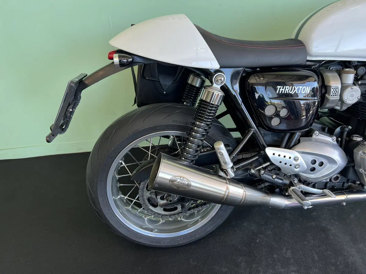 Triumph Thruxton 1200 (2017 - 20) (19)