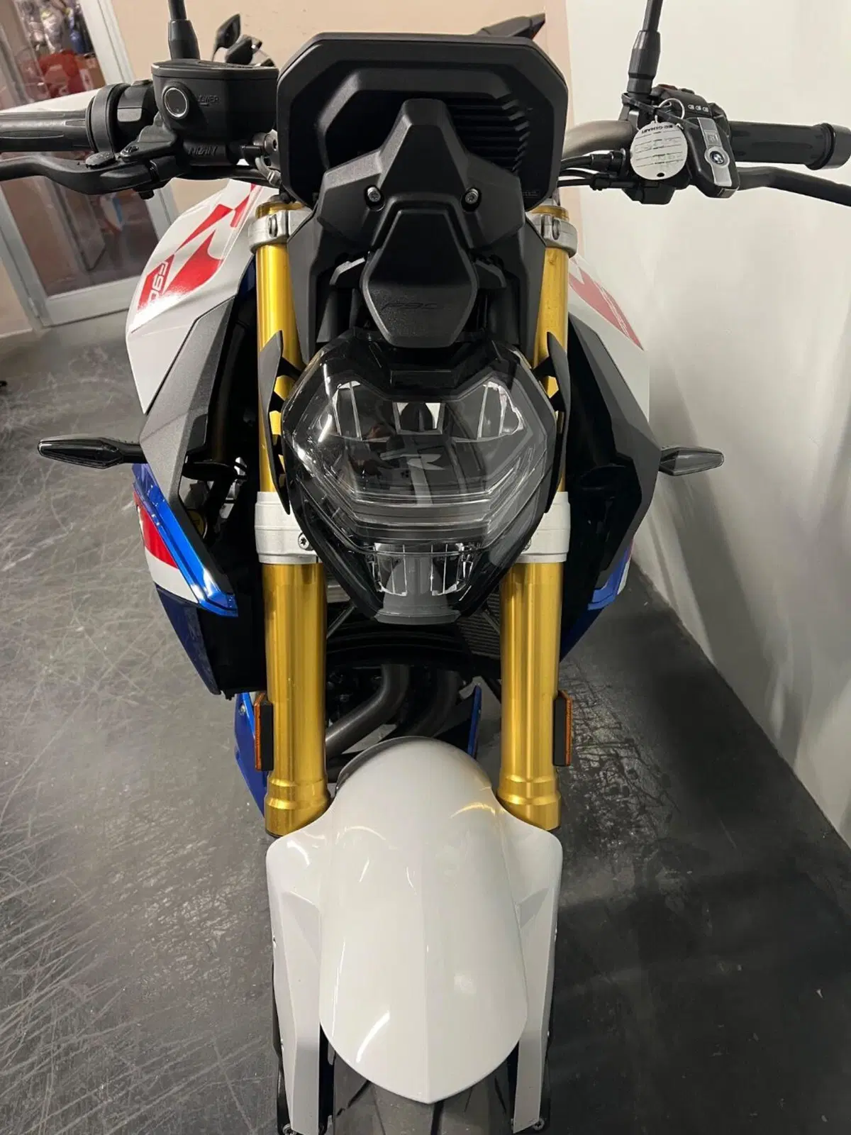 Bmw F 900 R (2021 - 24) (3)