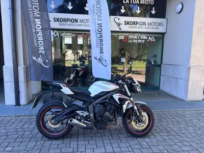 Triumph Street Triple S (2020 - 23) usata