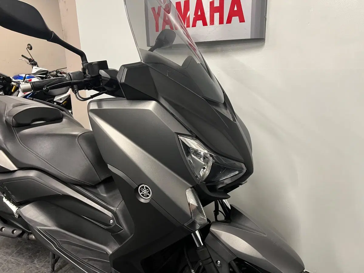 Yamaha X-Max 400 ABS (2013 - 16) (2)
