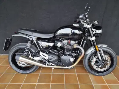 Triumph Speed Twin 1200 (2021 - 24) usata