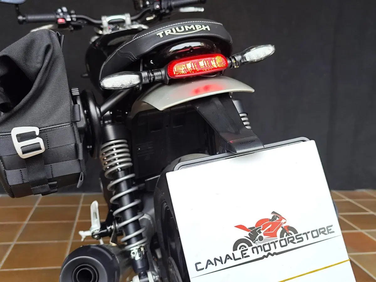 Triumph Speed Twin 1200 (2021 - 24) (11)
