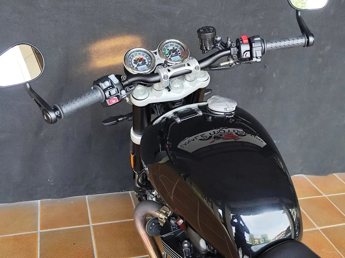 Triumph Speed Twin 1200 (2021 - 24) (14)