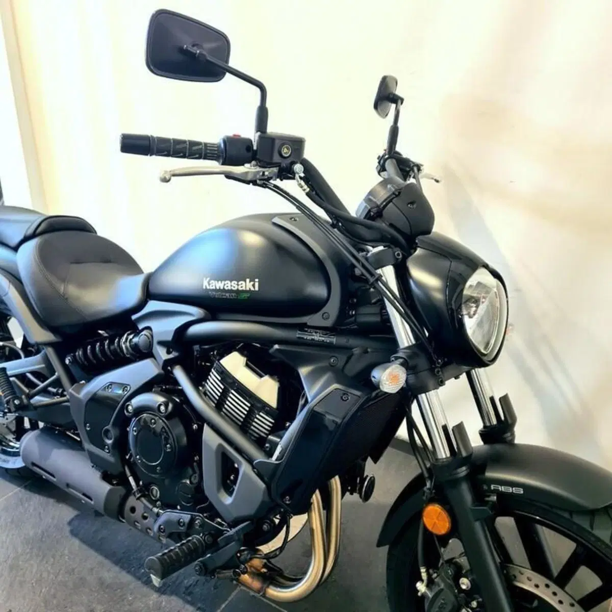Kawasaki Vulcan S 650 SE ABS (2016) (15)